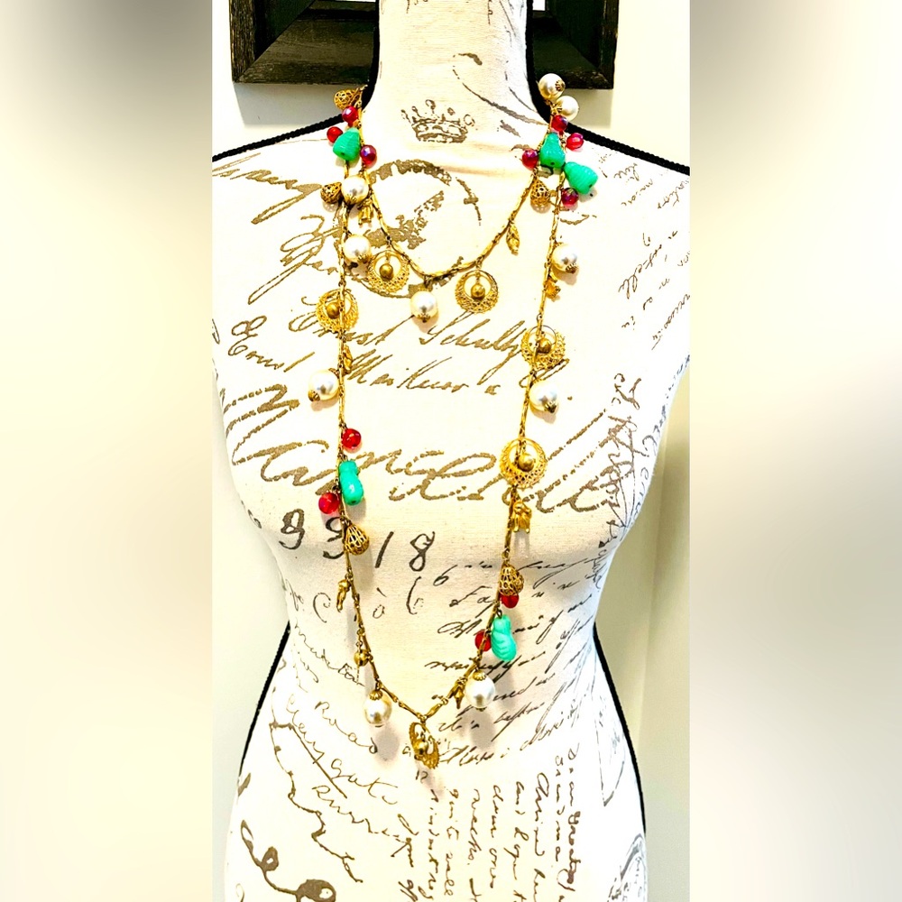 VTG Red Aurora Borealis Crystal, Green Milk Glass Buddhas Zen Garden Necklace56”